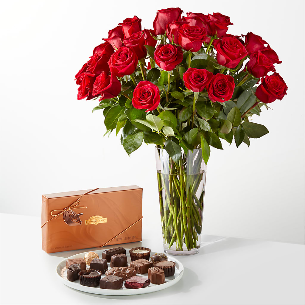 Romantic Long Stem Red Rose Bouquet Bundles – The Whiting Flower Shop, Whiting IN