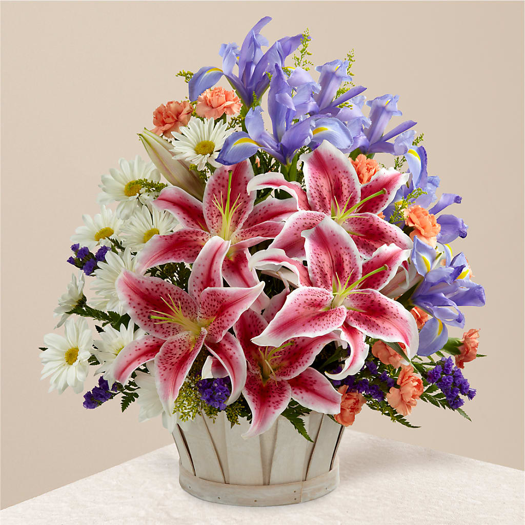The Wondrous Nature Bouquet – The Whiting Flower Shop, Whiting IN