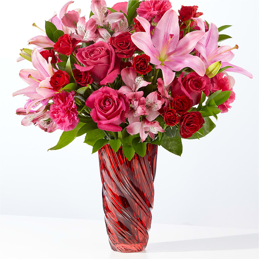 In Love Bouquet with Luxe Swirl Vase – The Whiting Flower Shop, Whiting IN