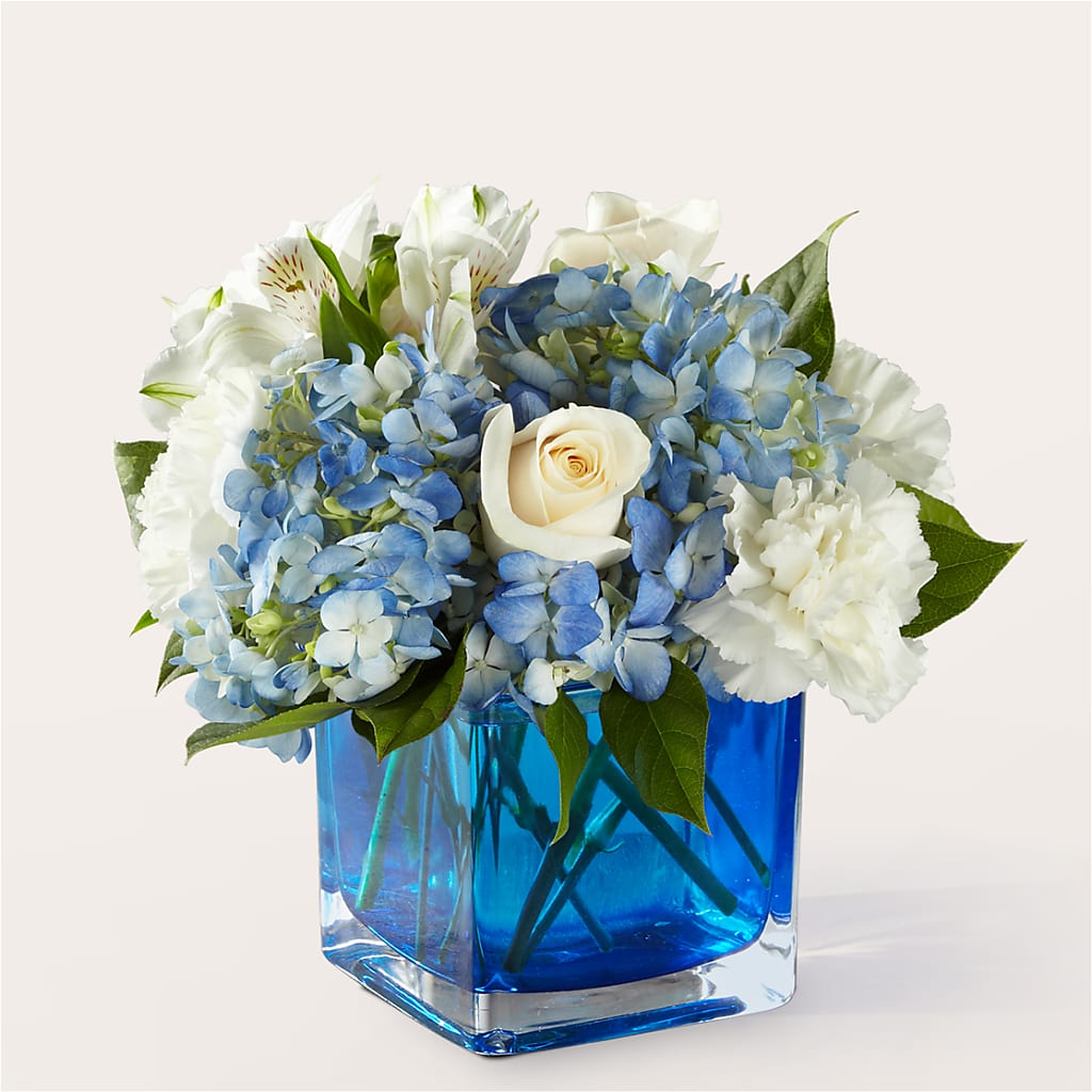 Soothing Waters Bouquet – The Whiting Flower Shop, Whiting IN