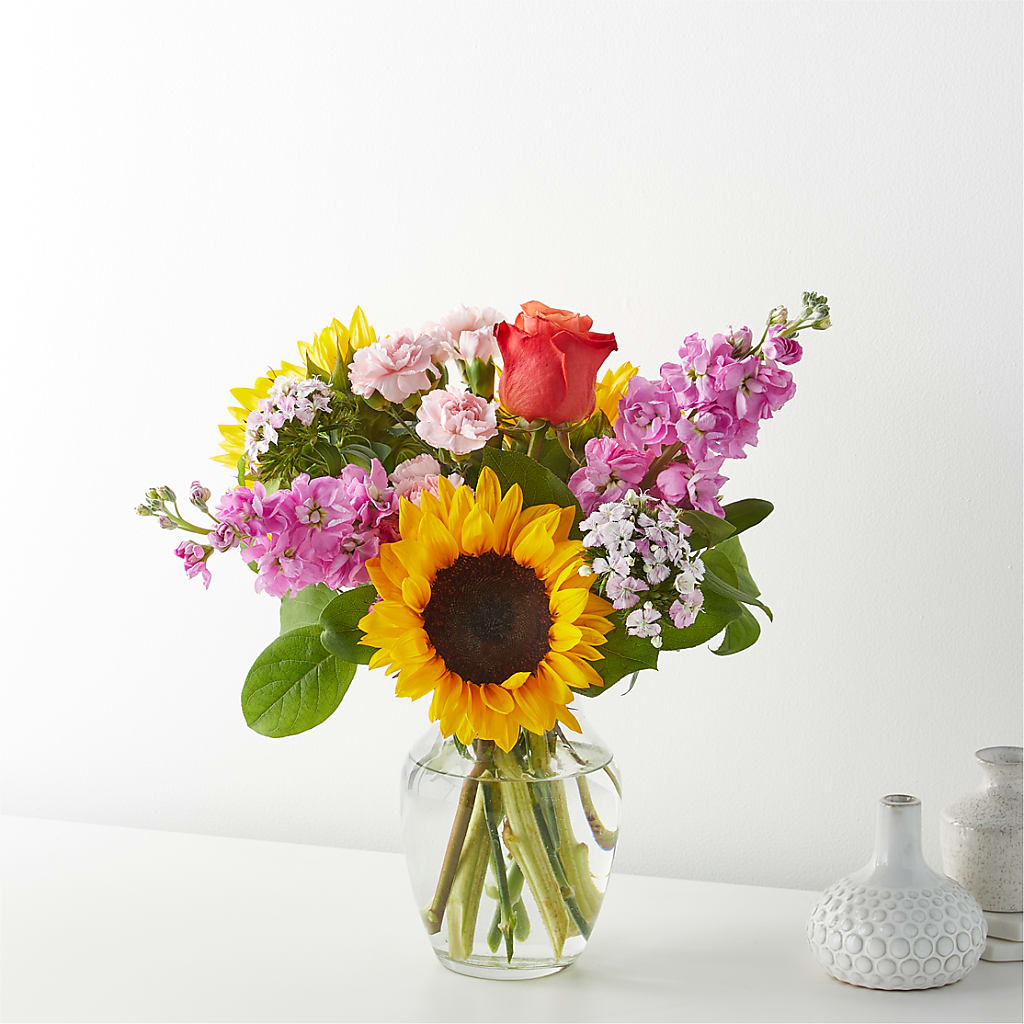 Yellow Brick Road Bouquet – The Whiting Flower Shop, Whiting IN