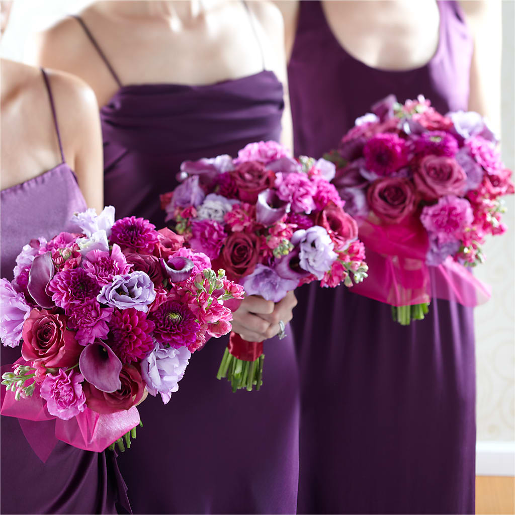 Bridesmaid's Garden Bouquet – The Whiting Flower Shop, Whiting IN