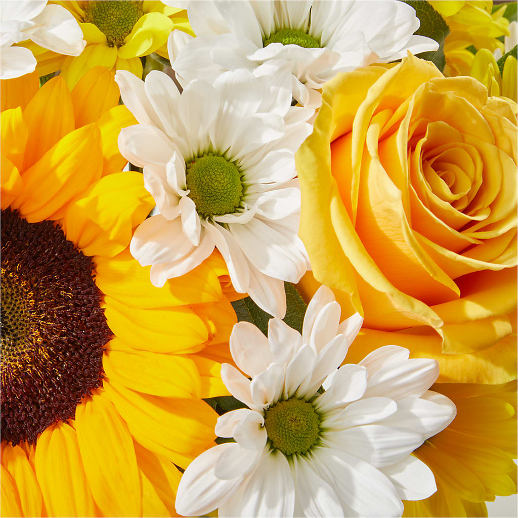 Be Happy Bouquet –  The Whiting Flower Shop, Whiting IN