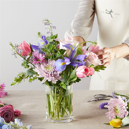 Pastel Tradition - A Florist Original –  The Whiting Flower Shop, Whiting IN