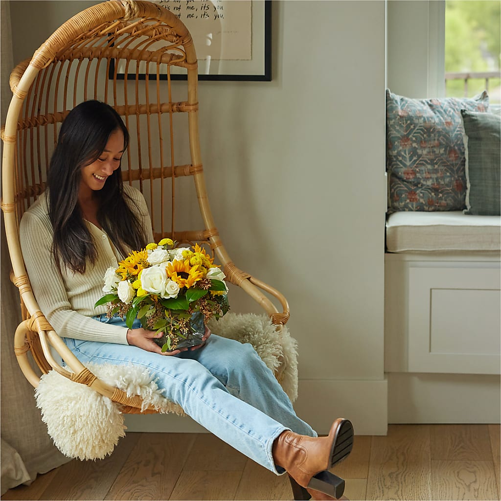 Luminous Morning Bouquet –  The Whiting Flower Shop, Whiting IN
