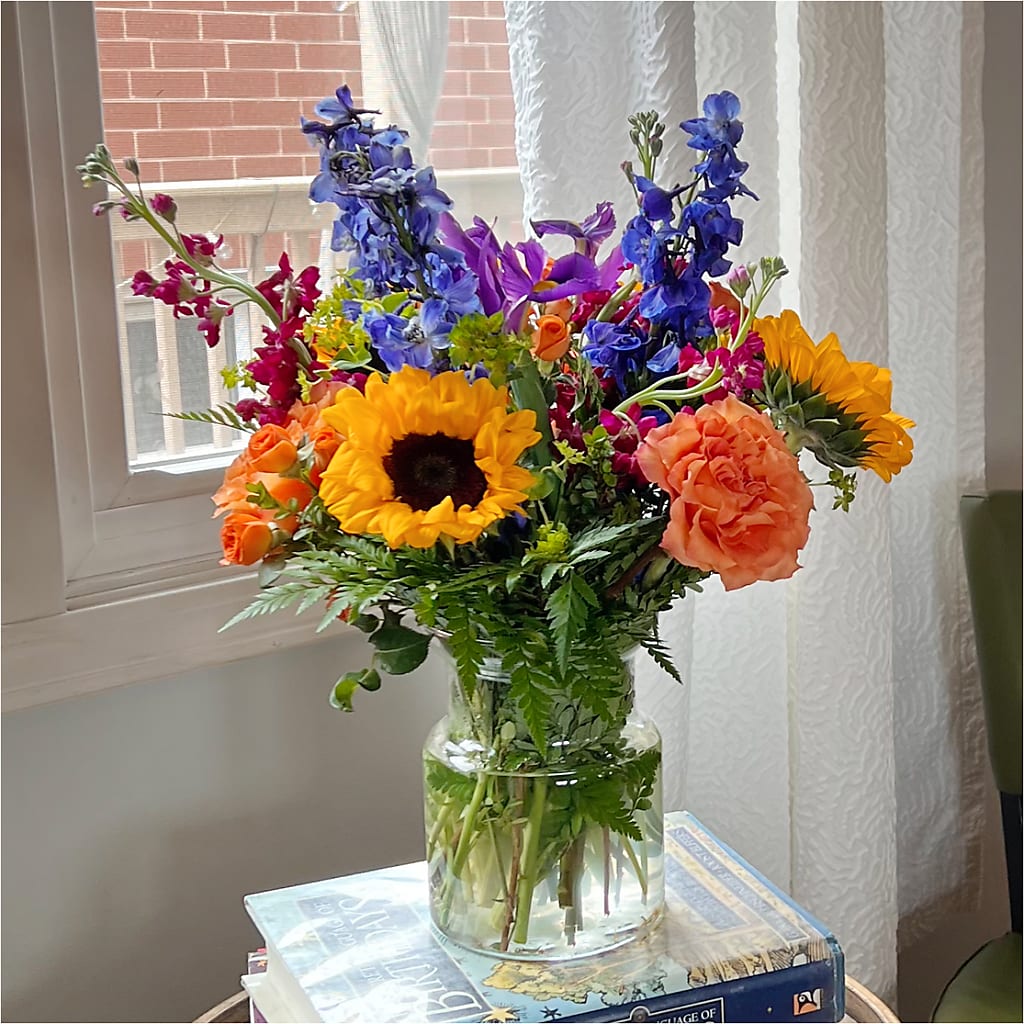 Rays of Life Bouquet –  The Whiting Flower Shop, Whiting IN