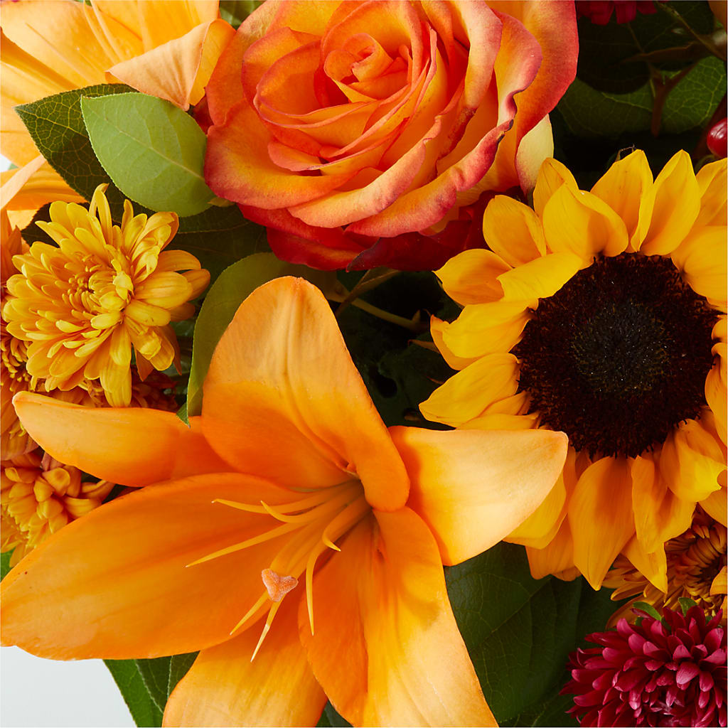 Grateful Centerpiece –  The Whiting Flower Shop, Whiting IN