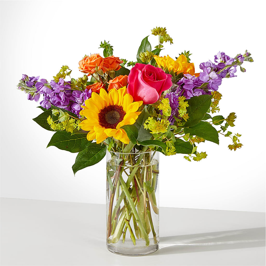 Vibrant Greetings Bouquet –  The Whiting Flower Shop, Whiting IN