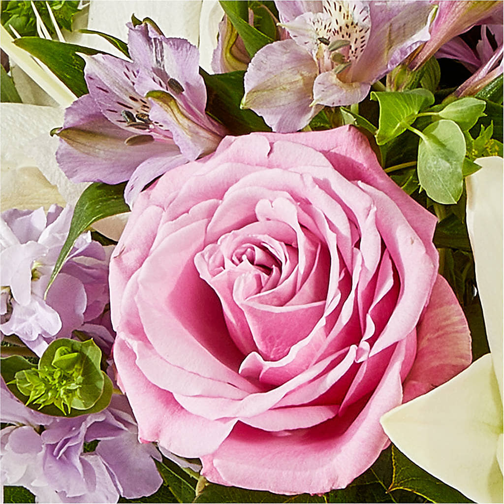 Daydreamer Bouquet –  The Whiting Flower Shop, Whiting IN